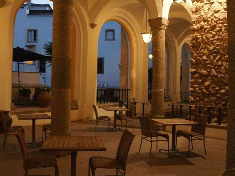 Hotel Convento De Évora